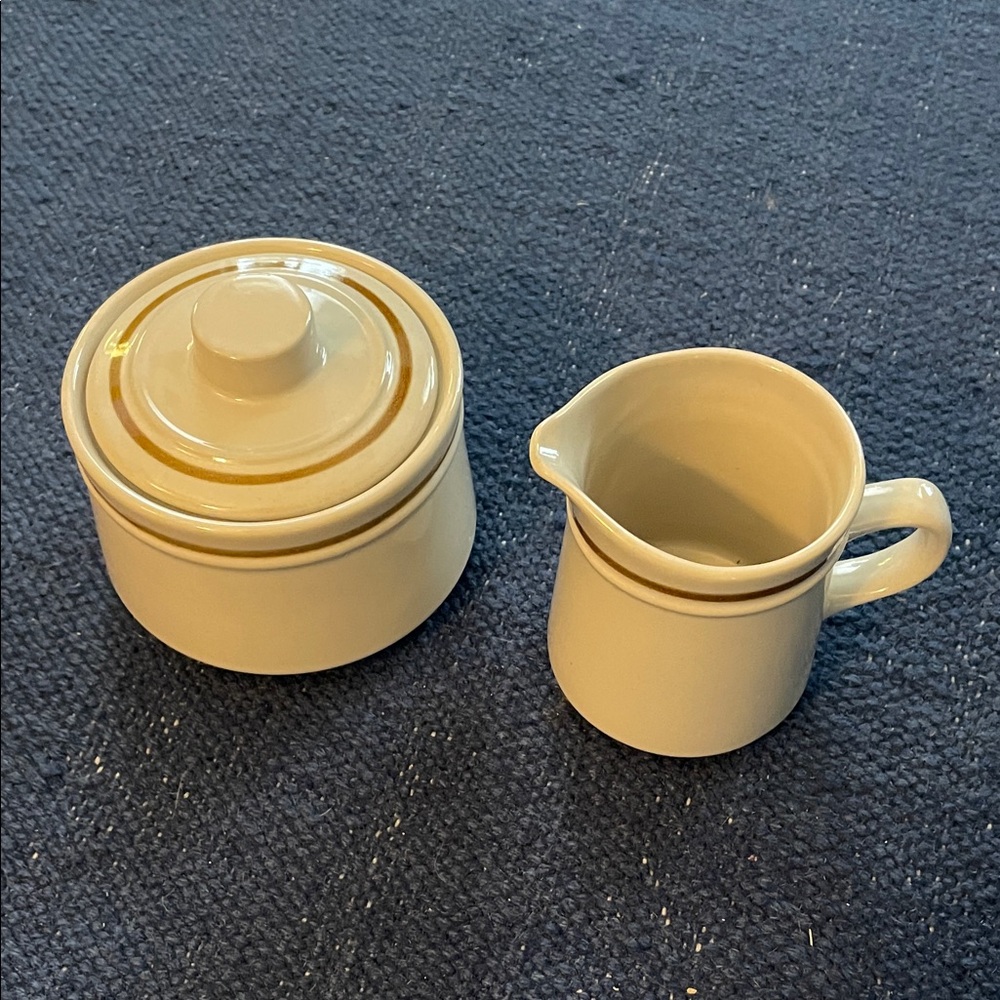 Classic Cream Sugar and Creamer Set